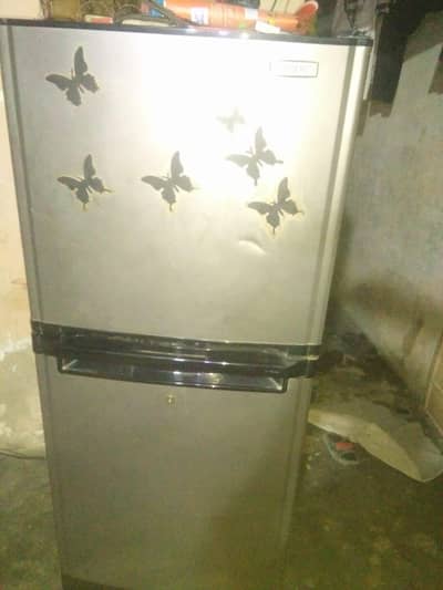 Used Refrigerator for Sale – Good Condition