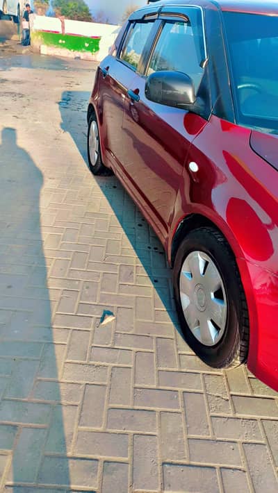 Suzuki Swift 2013 lush condition