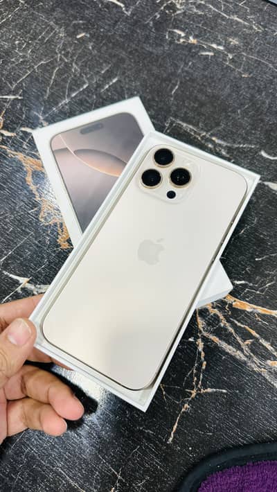 Iphone 16promax 256gb jv 100health complete box