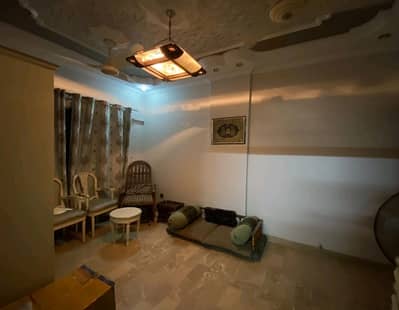 Prime Location 1000 Square Feet Flat For Sale In Sharfabad Karachi