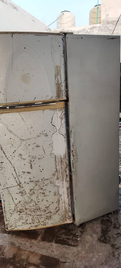 dawlance refrigerator and freezer 2005 model