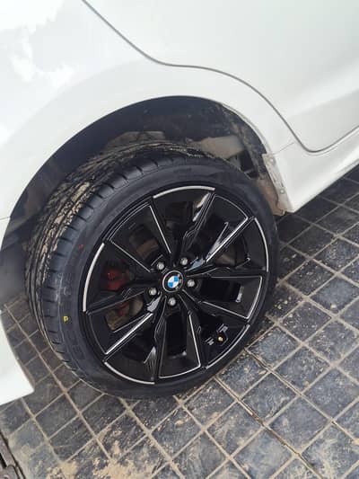 BMW Style 18” Alloy Rims with Tyres – Only 1 Month Used – Set of 4