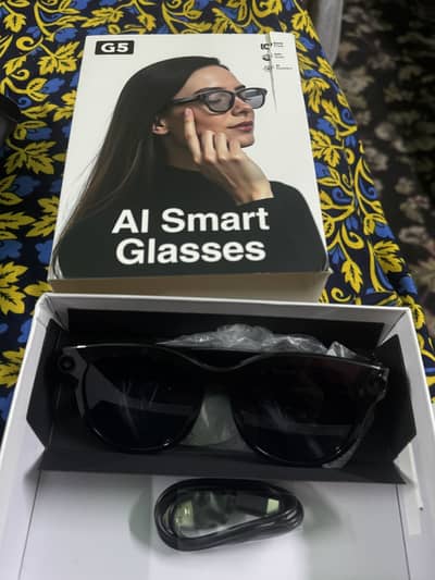 Ai security camera glasses with spare transparent glass