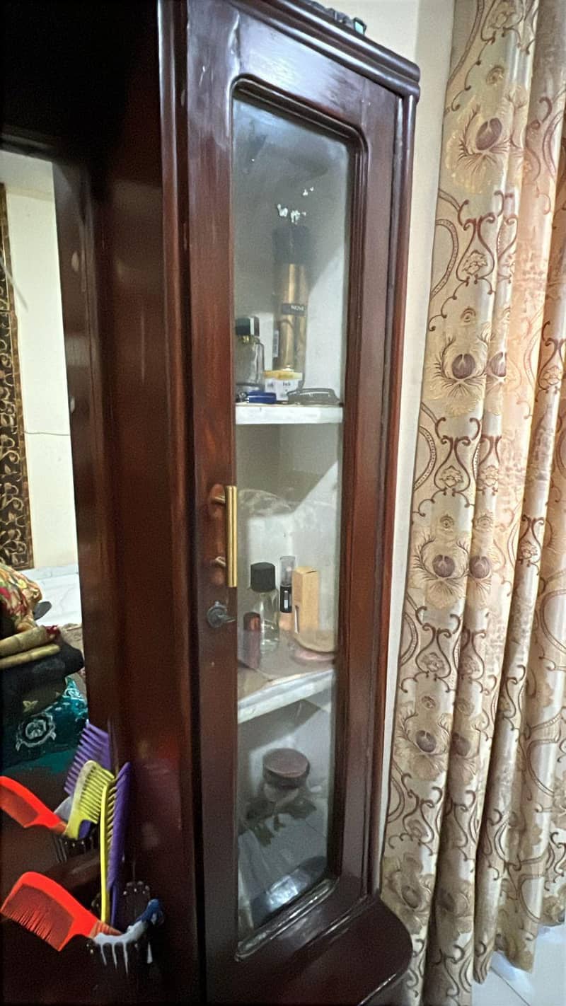 Queen Bed With Dressing Table 7