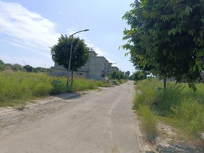 1 Kanal Residential Plot In Top City 1 - Block B For sale