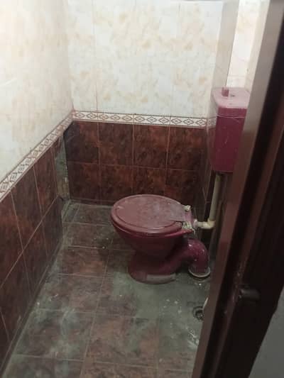 defence view prime location one bad bath lounge kitchen only for single man