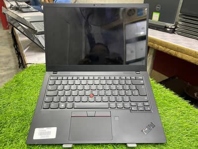 i7 8th Gen Lenovo ThinkPad X1 Carbon 16/256 Resolution 4k Ultra HD