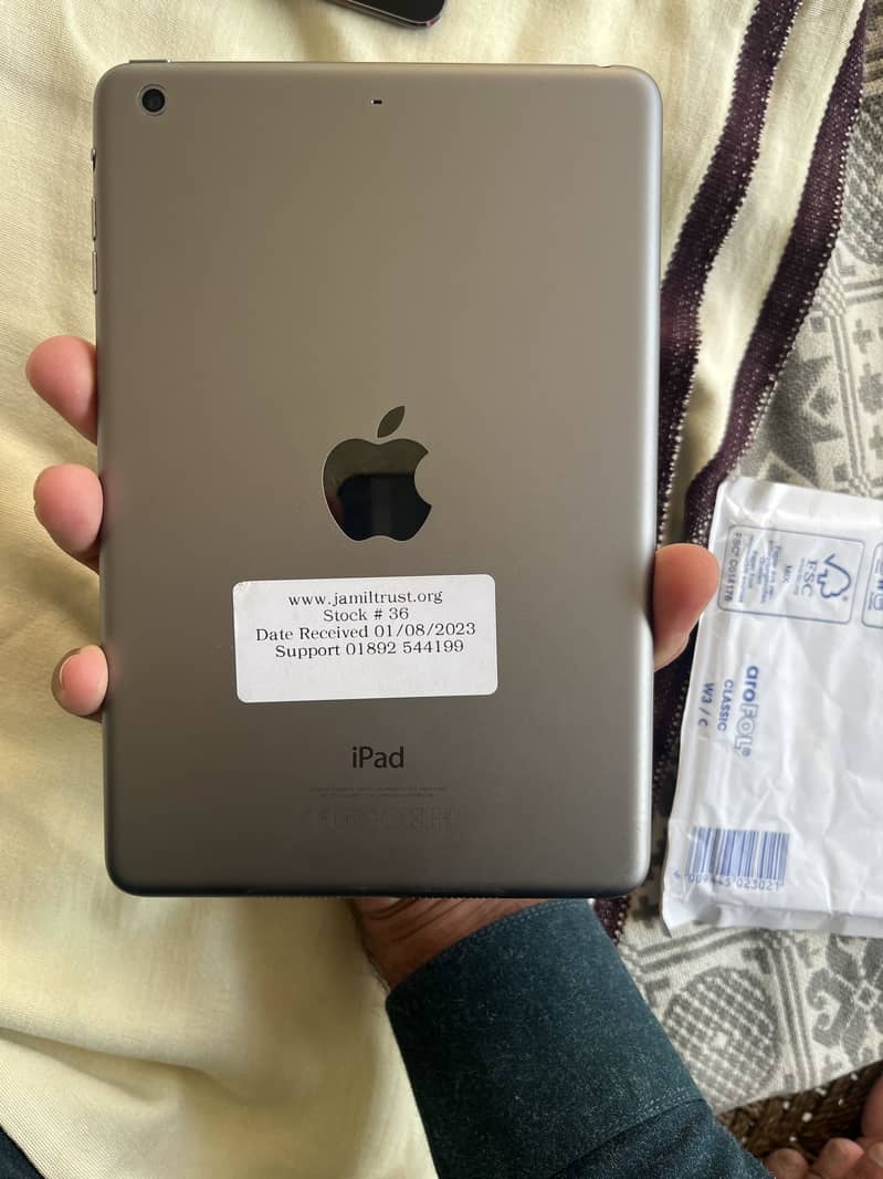 Apple ipad mini2 3