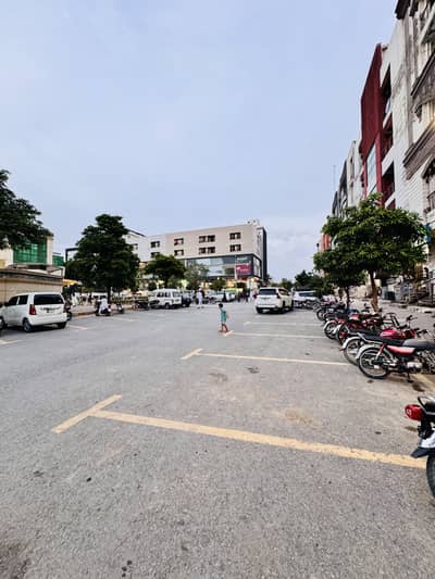 F-17 Multi 50*90 Plot For Sale