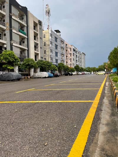 760 SQ FT 2 BEDROOM READY TO MOVE FLAT on 3rd Floor in F-17 Islambad.