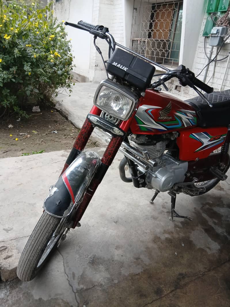 جی ہونڈا موٹر سائیکل ہے 2023 ماڈل ہے 5