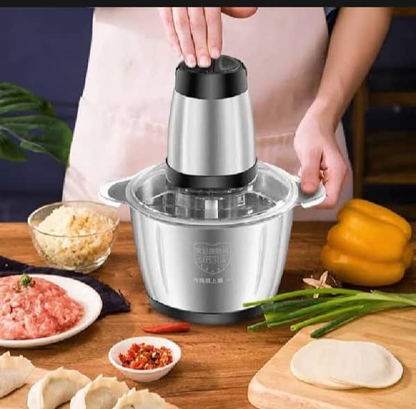 Imported Professional Meat Chopper, 2-Liter Capacity - R. 7019 Stainless Steel Blades, Heavy-Duty Construction