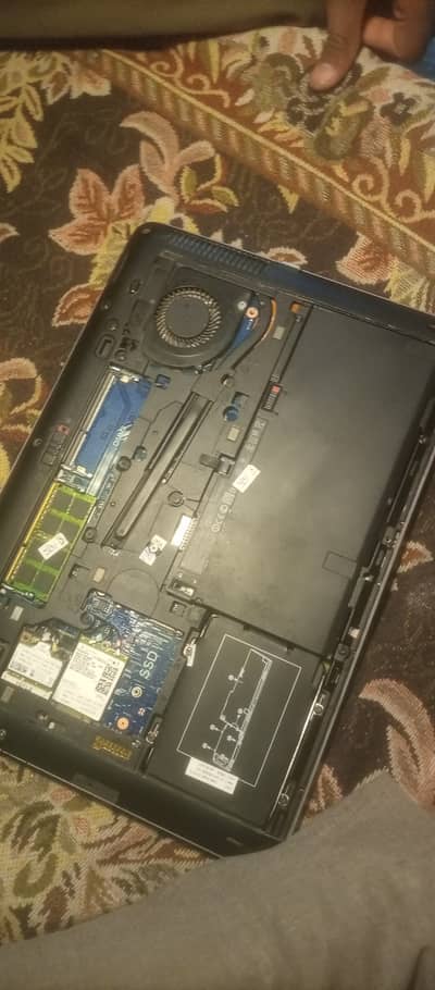 Hp core I 5 6th generation ram 8gb ddr3 rom SSD 128gb