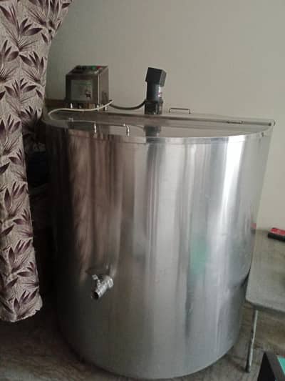 700liters stainless steel milk chilar for sale