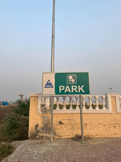 Hot Location 5 Marla On-Ground Plot For Sale In LDA City G1 Block (50 Feet)