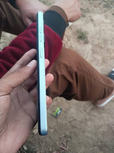 Tecno spark 20c. with original charge and box