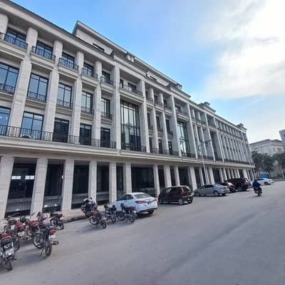 Corner 02 Bed Apartment For Sale