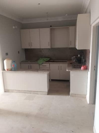 WEST OPEN BANGLOW FACING 3RD FLOOR OF 2DD FLAT AVAILABLE FOR RENT