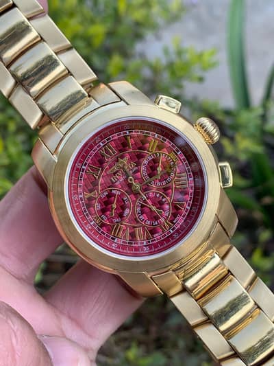 Invicta signature swiss beauty for vintage lovers