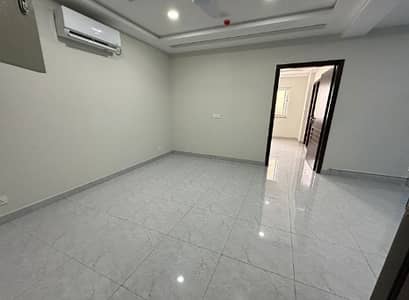 Royal Mall 2 Bed Apartment Available For Rent On Prime Location And Reasonable Price