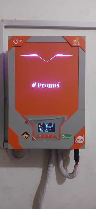 Fronus Solar Inverter PV 4000.