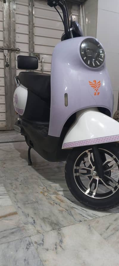 zf zhonga g1 electric scootey