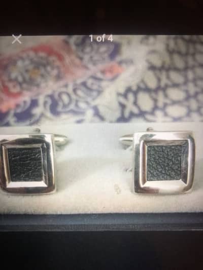 Moss cuff links
