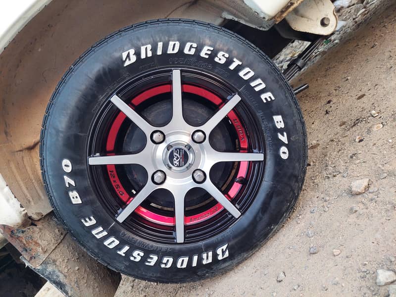 alloy rims brand new tyer used 12 size - Tyres - 1111121802