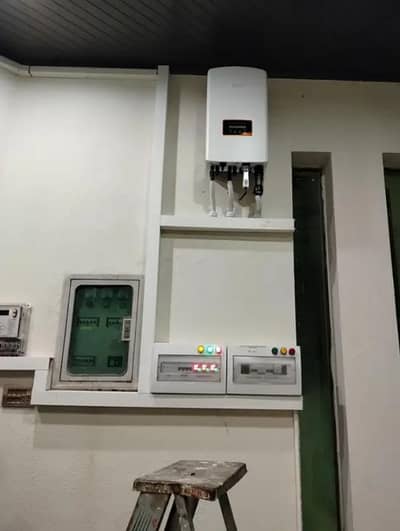 solar installation solar inverter repairing elevated structure