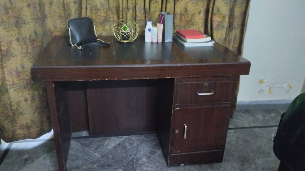 Computer/Study Table 1