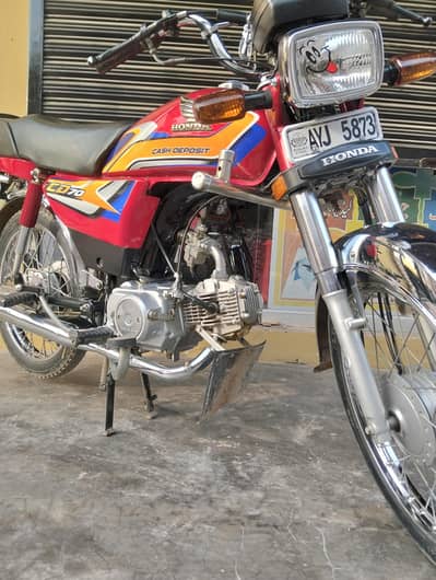 honda cd70 red color