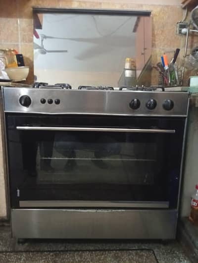 Esquire brand Oven