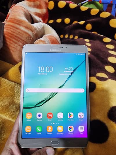 samsung tab S2 8 inches 3GB Ram 32 GB ROM sim version Non PTA