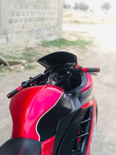 Kawasaki Ninja zx4r | 400cc Dual cylinder |  complete documents | 2018