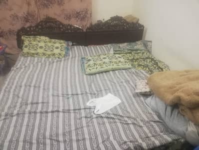 Urgent Sale Single Beds-Showcase-Dressing Table