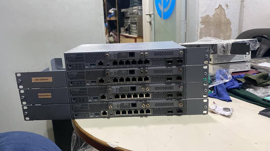 Juniper SRX-320 Firewall 1