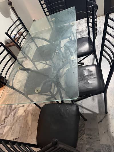Dinning table with 6 chairs