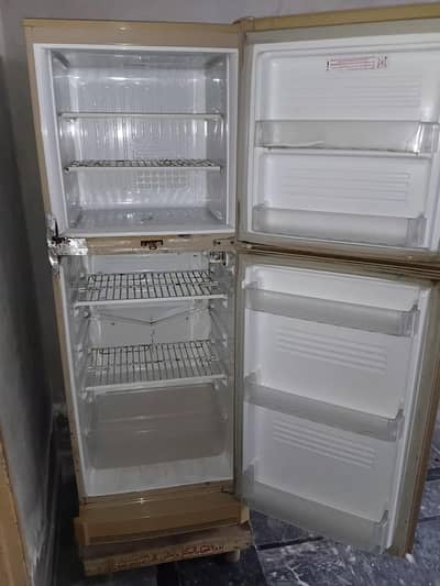 Pel company medium size almost ok genion compresoer cooling well