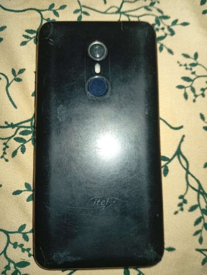 Itel A33 1