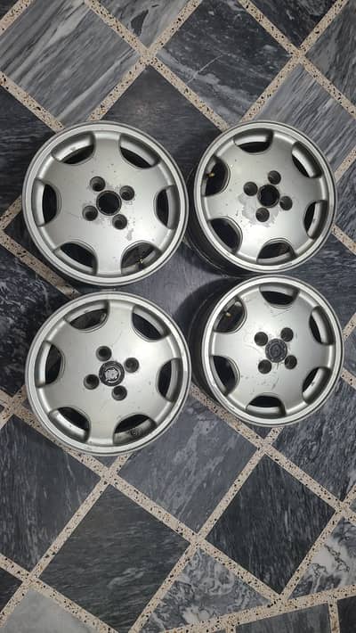 Honda civic 96TO2000 oem rim 14”