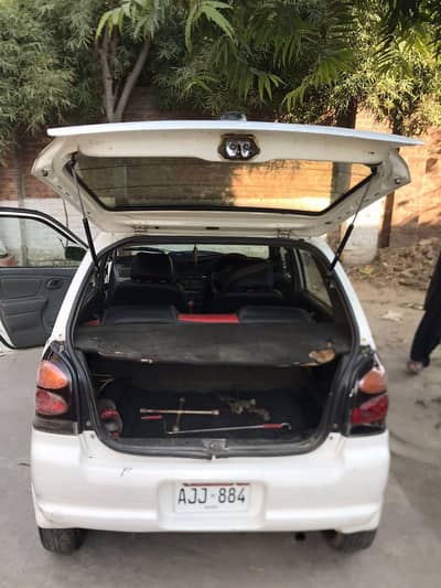 I am selling a Suzuki Alto VXR