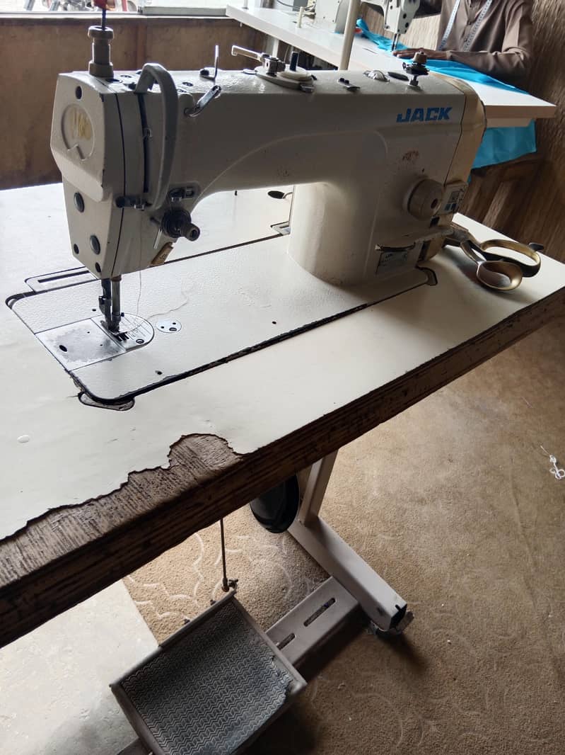 Jack Sewing Machine 1