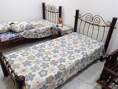 Wrought Iron Bed Set (2 Single Beds and one bed table)