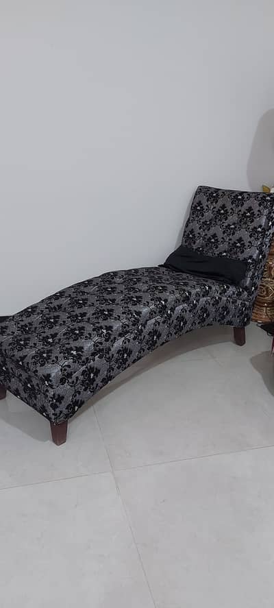 1 seater lounge chaise