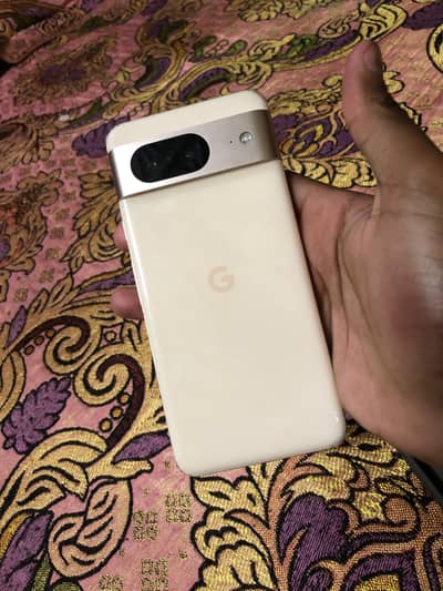 GOOGLE PIXEL 8