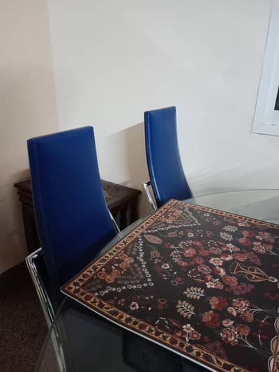 stylish mini dinning table