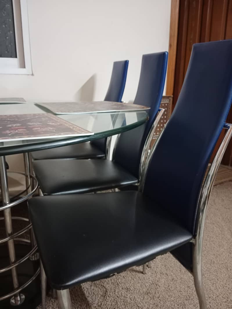 stylish mini dinning table 1