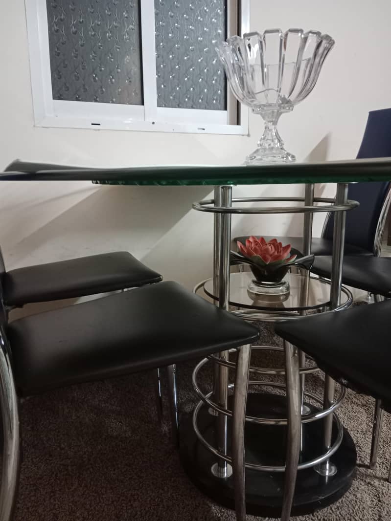 stylish mini dinning table 3