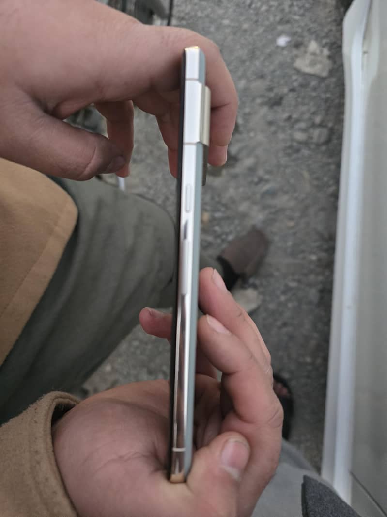 Google pixel 7 pro 1