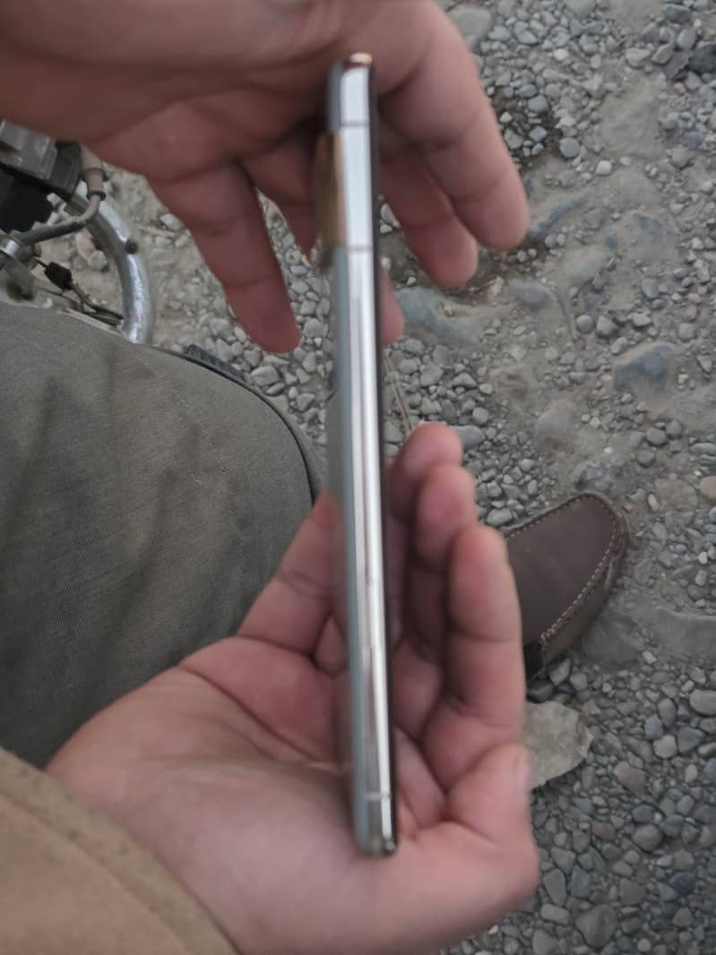 Google pixel 7 pro 2